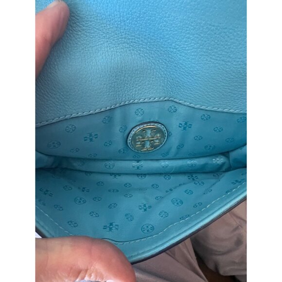 Tory Burch Blue Leather Serif Crossbody Bag With Gold Hardware & Logo Design - Picture 8 of 8
